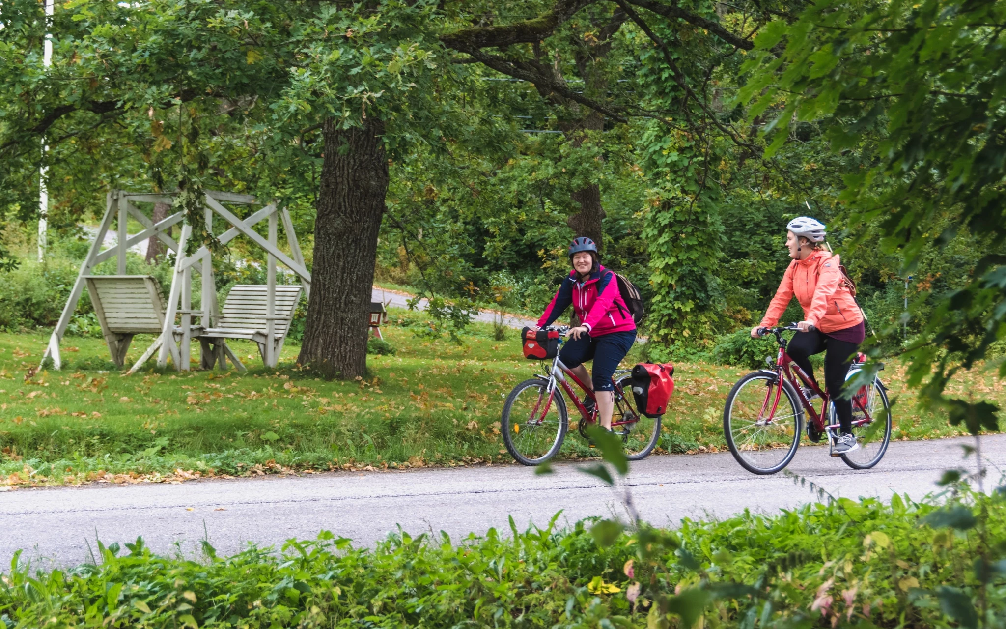 Titelseite 3 Titelseite -Fahrrad Stromkreis Verkäufe 4 3