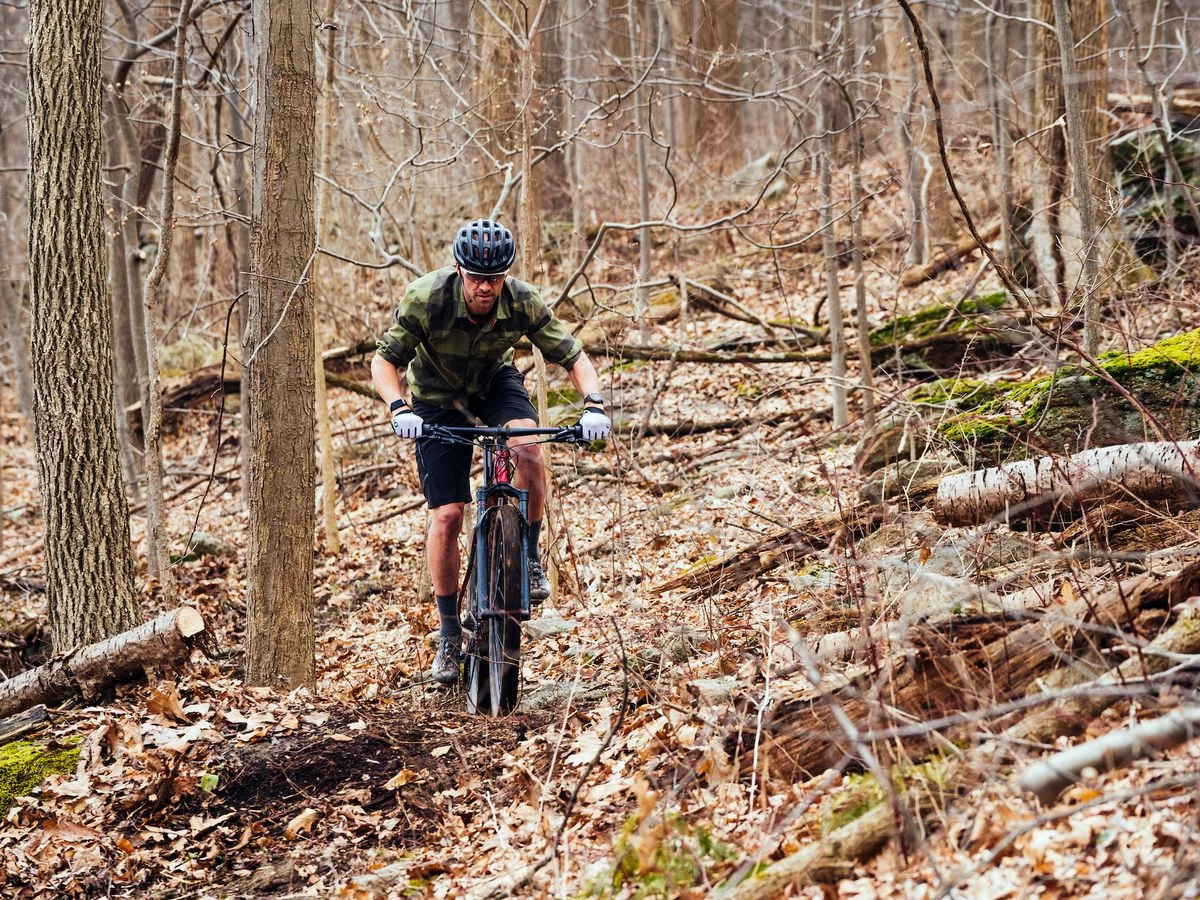 Titelseite 35 Titelseite -Fahrrad Stromkreis Verkäufe 4 6