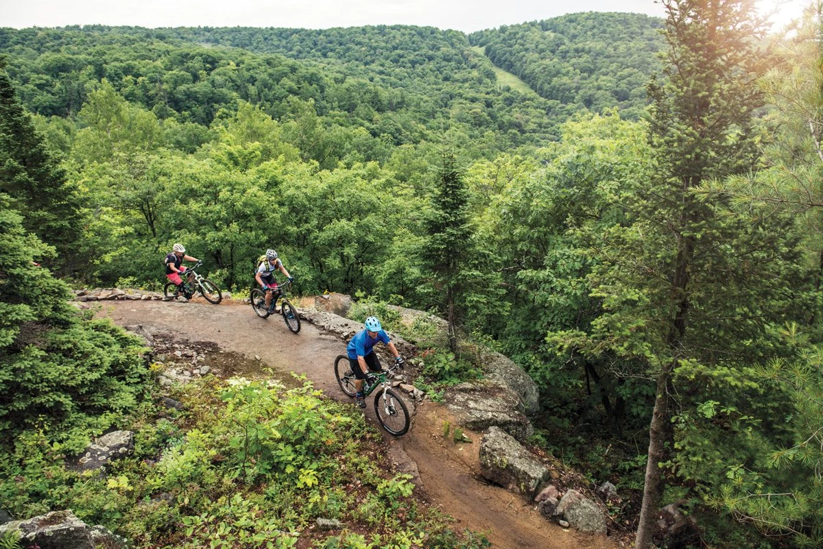 Titelseite 18 Titelseite -Fahrrad Stromkreis Verkäufe 4 8